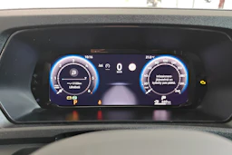 valkoinen Volkswagen Caddy Maxi 2026 kuva 18.