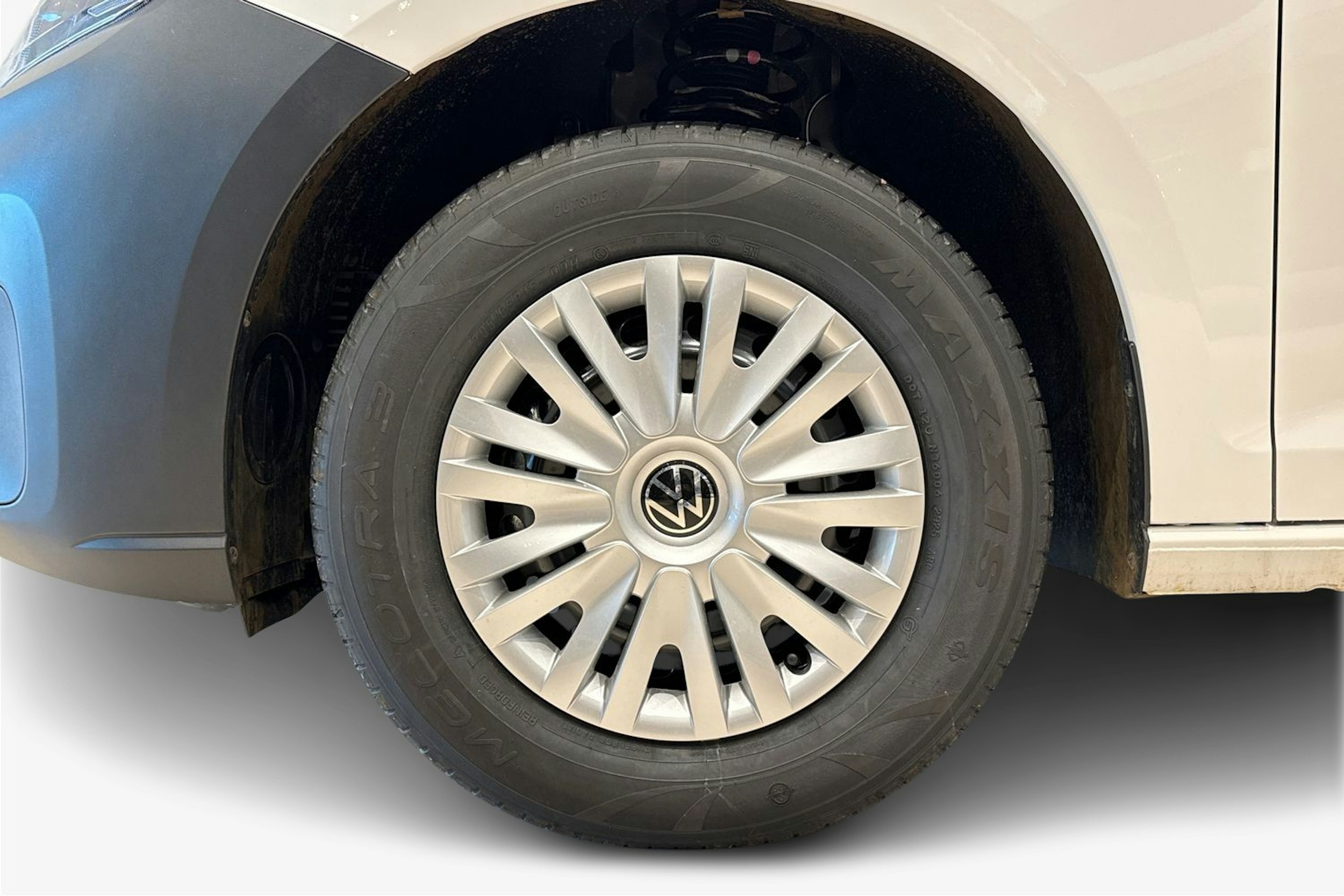 valkoinen Volkswagen Caddy 2026 kuva 11.