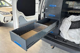 Valkoinen Volkswagen CADDY 2026 kuva 16.