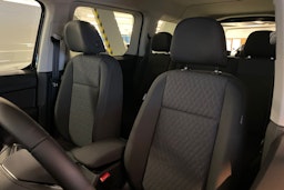 musta Volkswagen Caddy 2026 kuva 8.