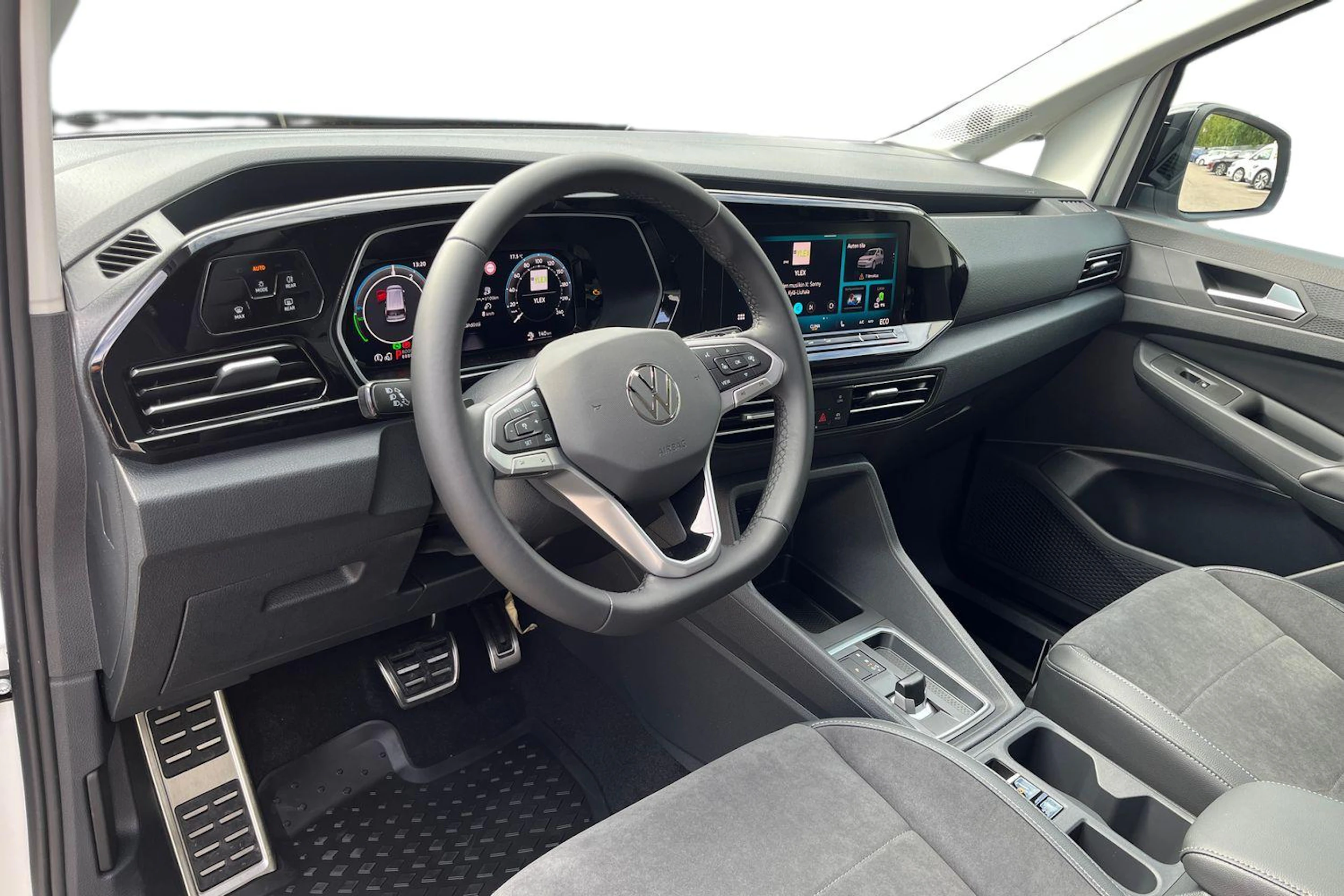 valkoinen Volkswagen Caddy Maxi 2026 kuva 8.
