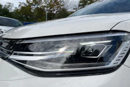 valkoinen Volkswagen Caddy Maxi 2026 kuva 17.