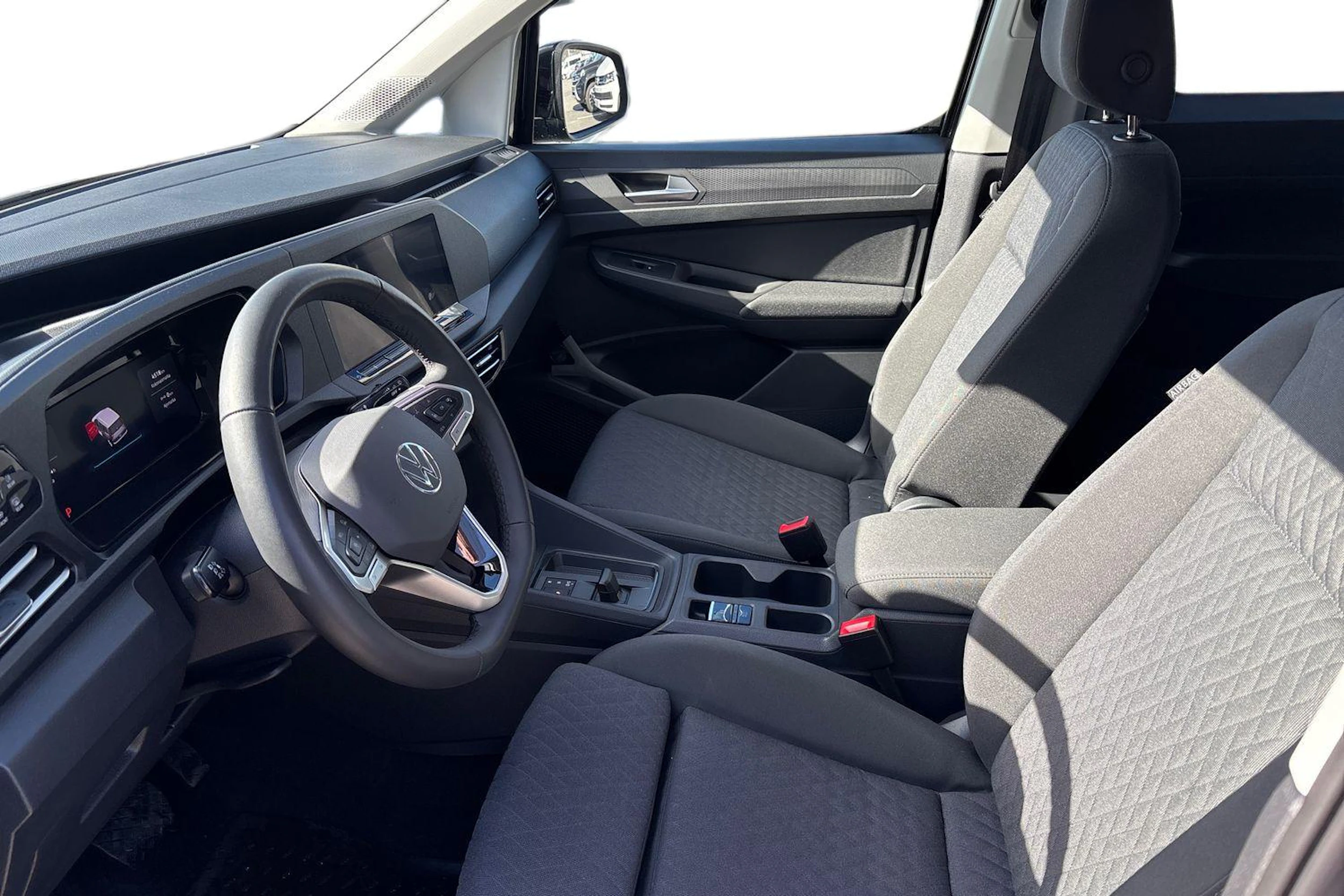 met. Sininen Volkswagen Caddy 2026 kuva 8.