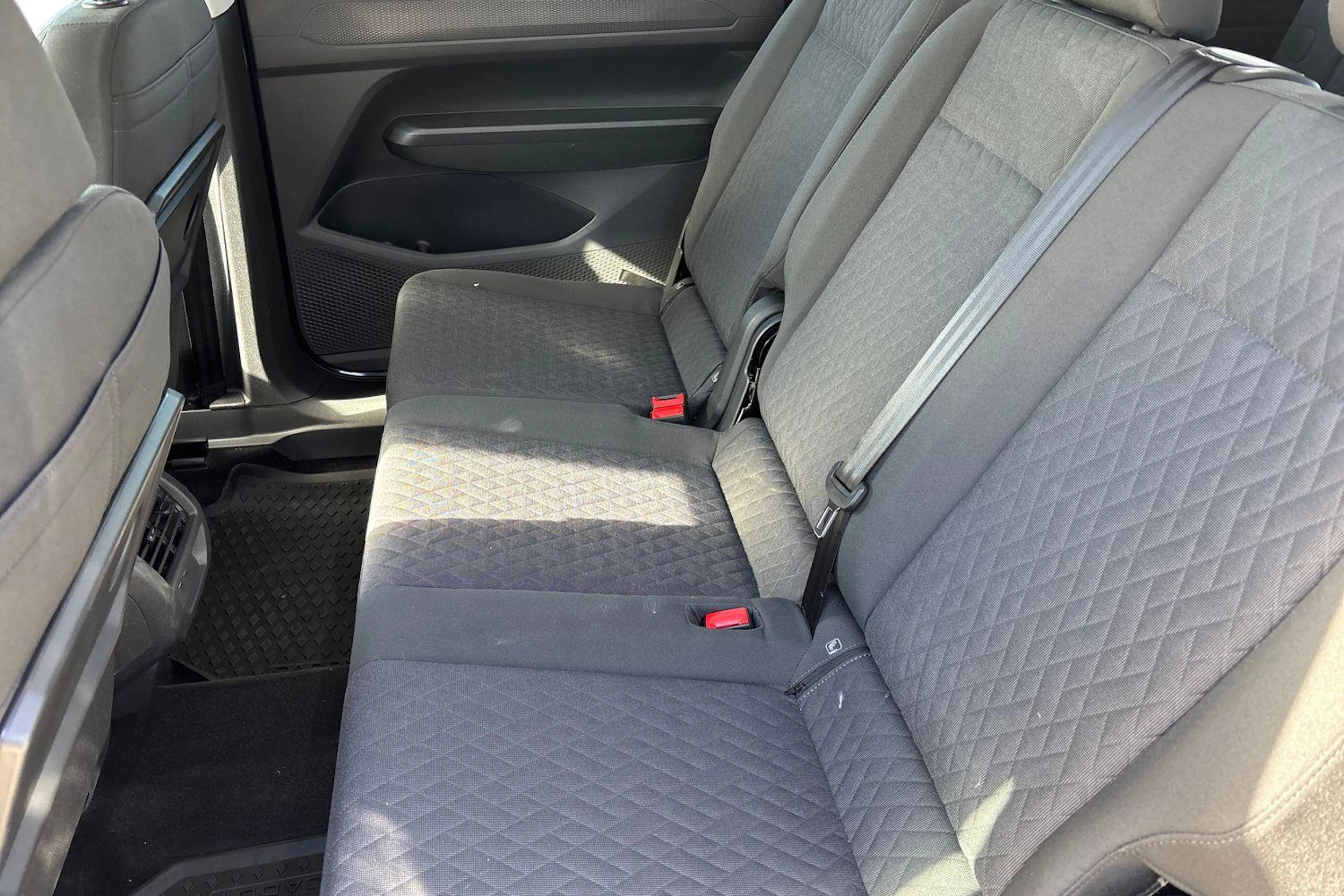 met. Sininen Volkswagen Caddy 2026 kuva 11.