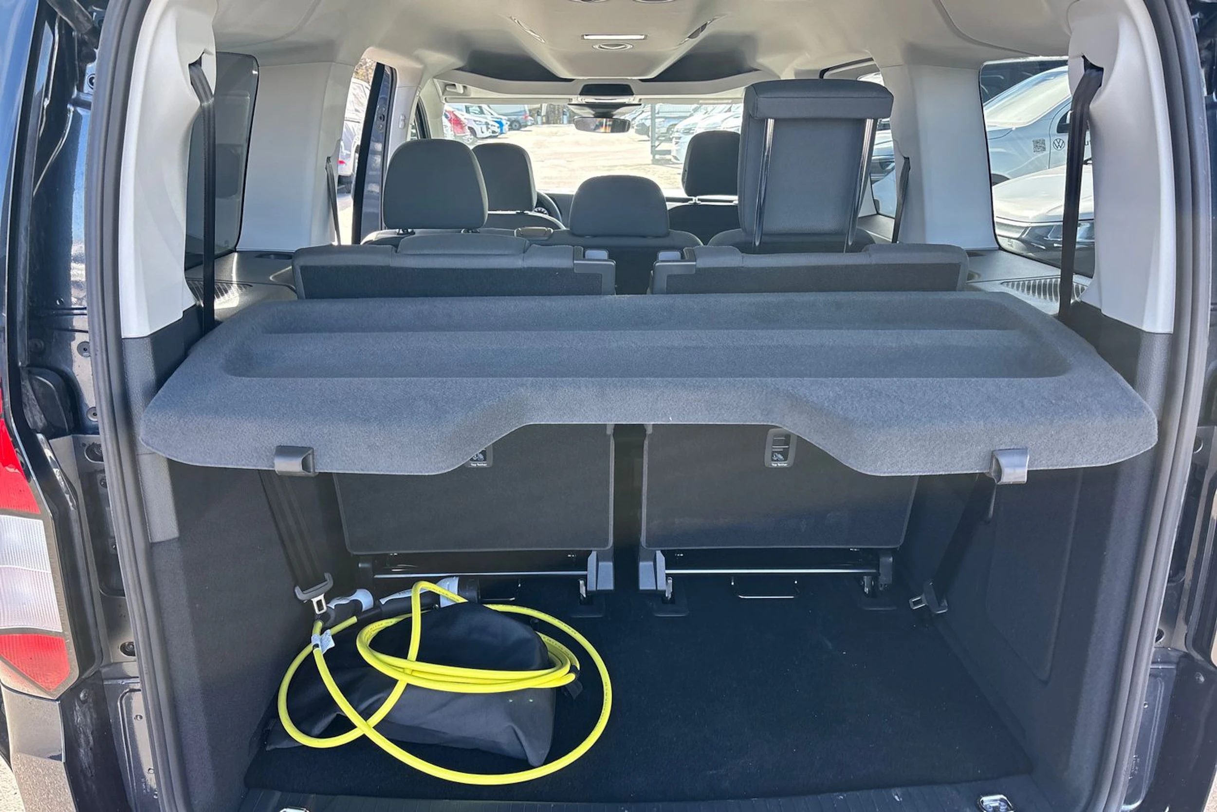 met. Sininen Volkswagen Caddy 2026 kuva 13.