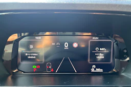 Valkoinen Volkswagen Caddy 2026 kuva 16.