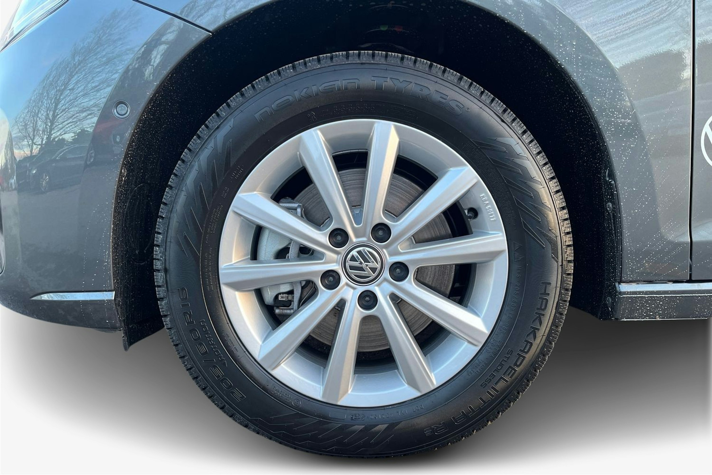 harmaa Volkswagen Caddy Maxi 2026 kuva 12.