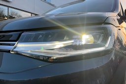 harmaa Volkswagen Caddy Maxi 2026 kuva 16.