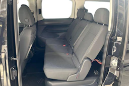 Musta Volkswagen Caddy 2026 kuva 11.