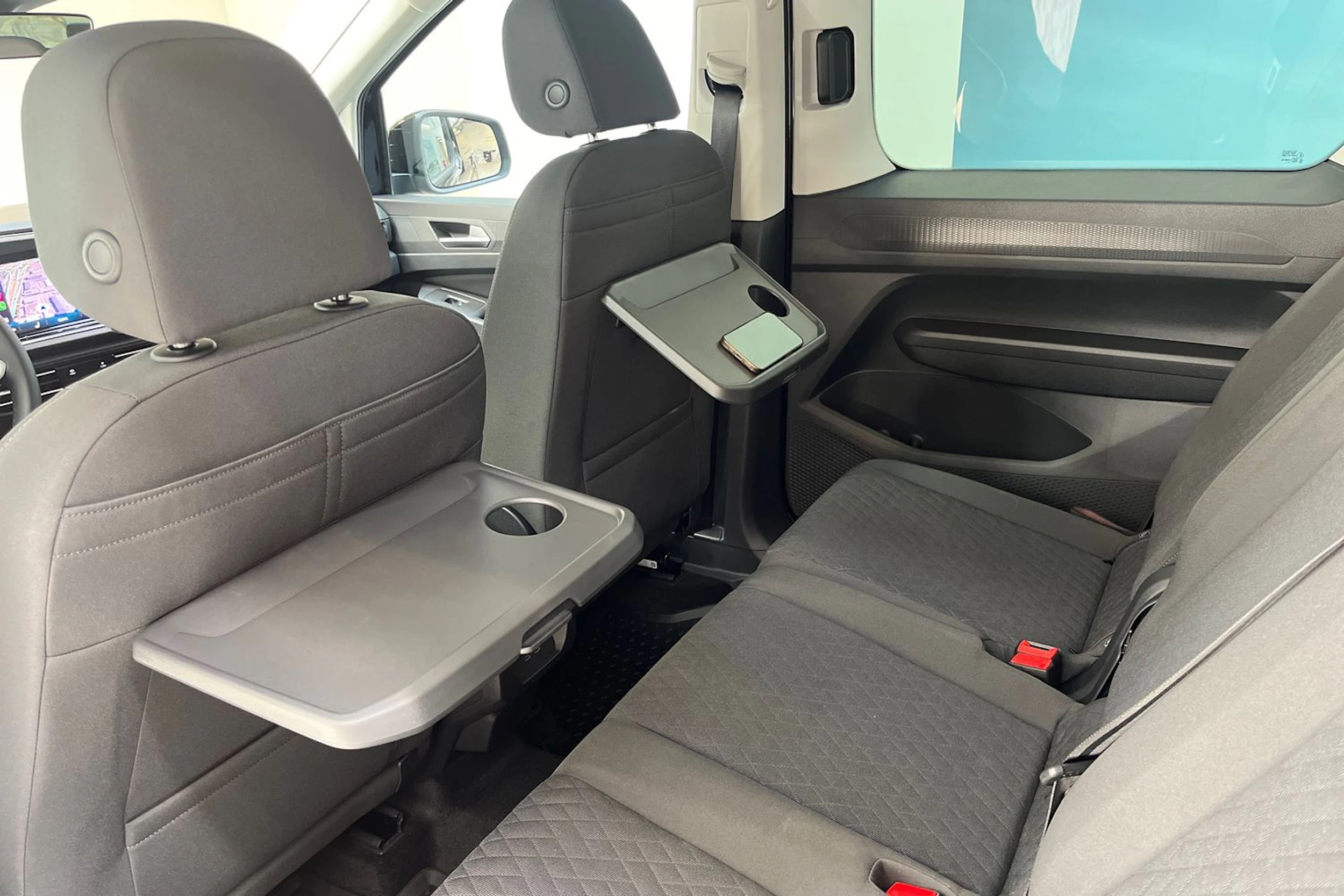 Musta Volkswagen Caddy 2026 kuva 17.