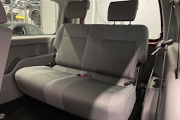 Punainen Volkswagen Caddy Maxi 2008 kuva 18.