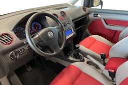 musta Volkswagen Caddy Maxi 2009 kuva 7.