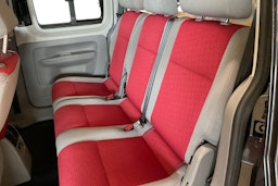 musta Volkswagen Caddy Maxi 2009 kuva 10.
