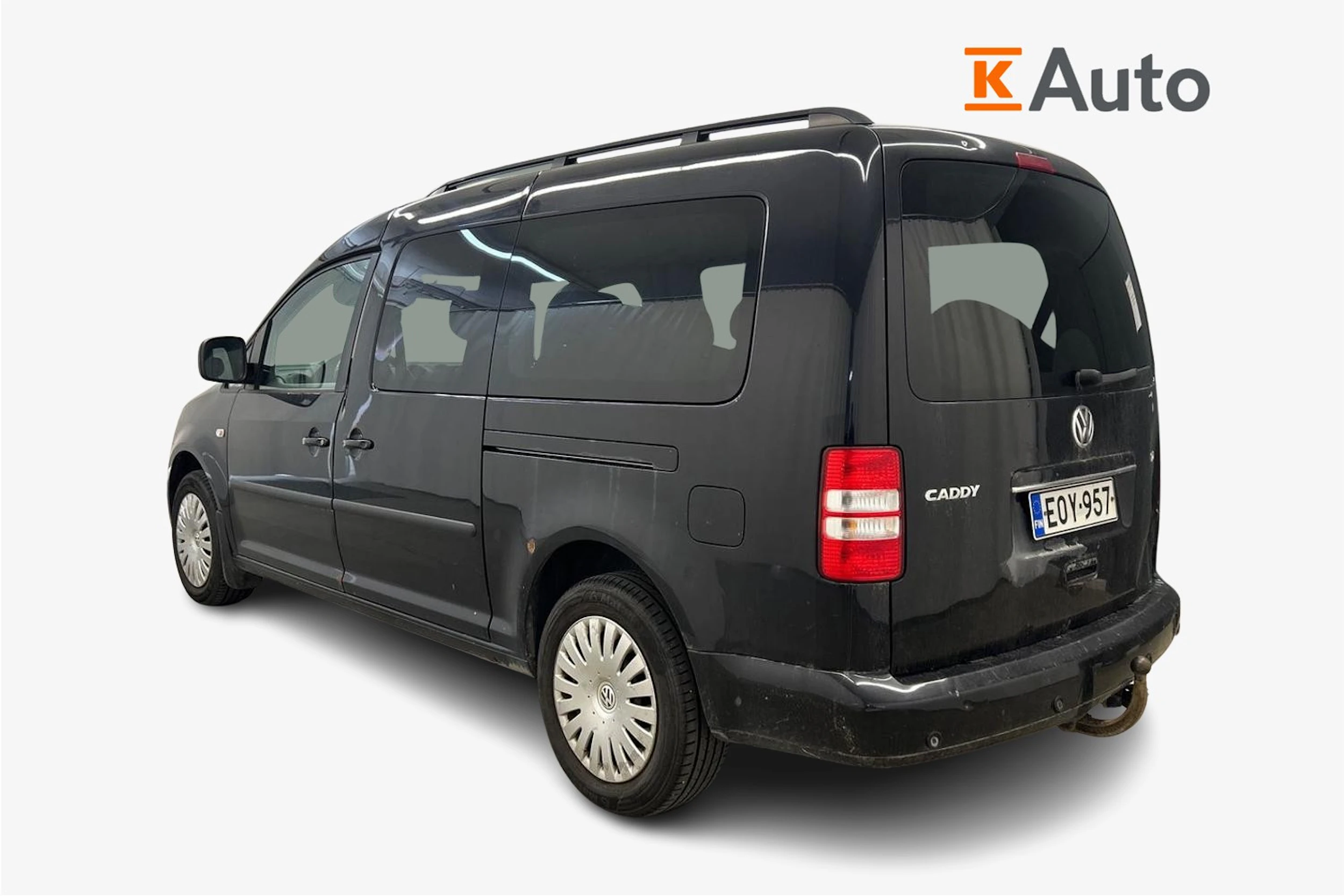 musta Volkswagen Caddy Maxi 2011 kuva 2.