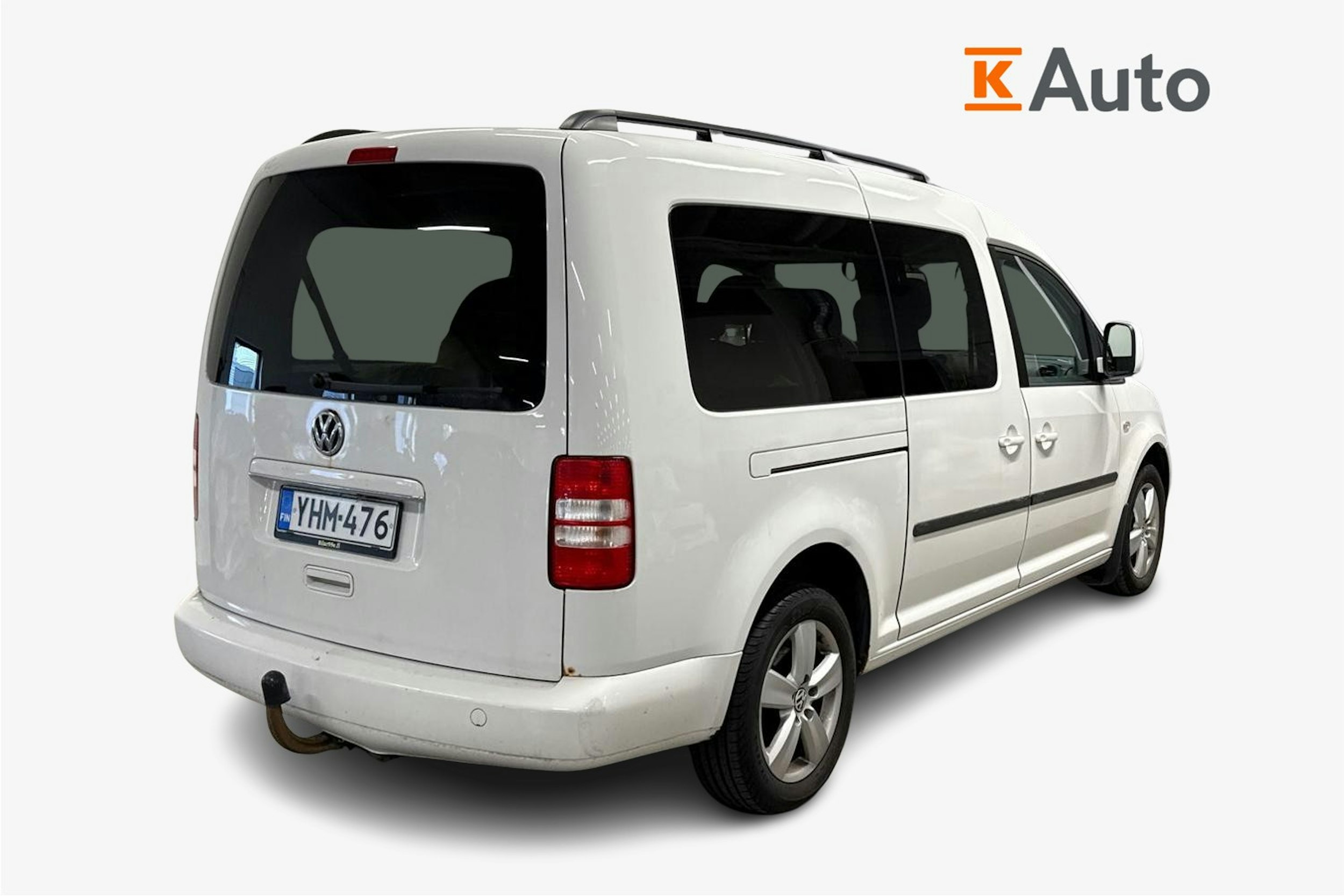 valkoinen Volkswagen Caddy Maxi 2011 kuva 2.