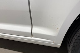 valkoinen Volkswagen Caddy Maxi 2011 kuva 30.