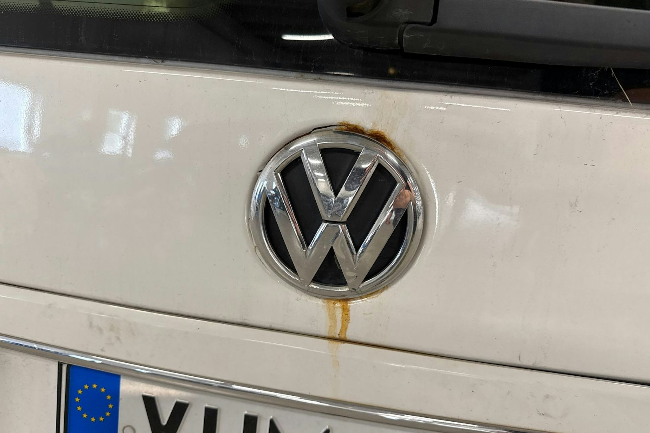 valkoinen Volkswagen Caddy Maxi 2011 kuva 32.