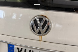 valkoinen Volkswagen Caddy Maxi 2011 kuva 32.