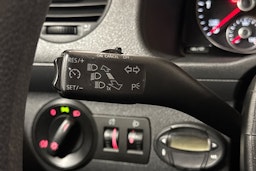 valkoinen Volkswagen Caddy Maxi 2012 kuva 16.