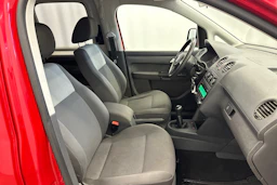 punainen Volkswagen Caddy Maxi 2012 kuva 17.