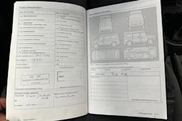 punainen Volkswagen Caddy Maxi 2012 kuva 26.