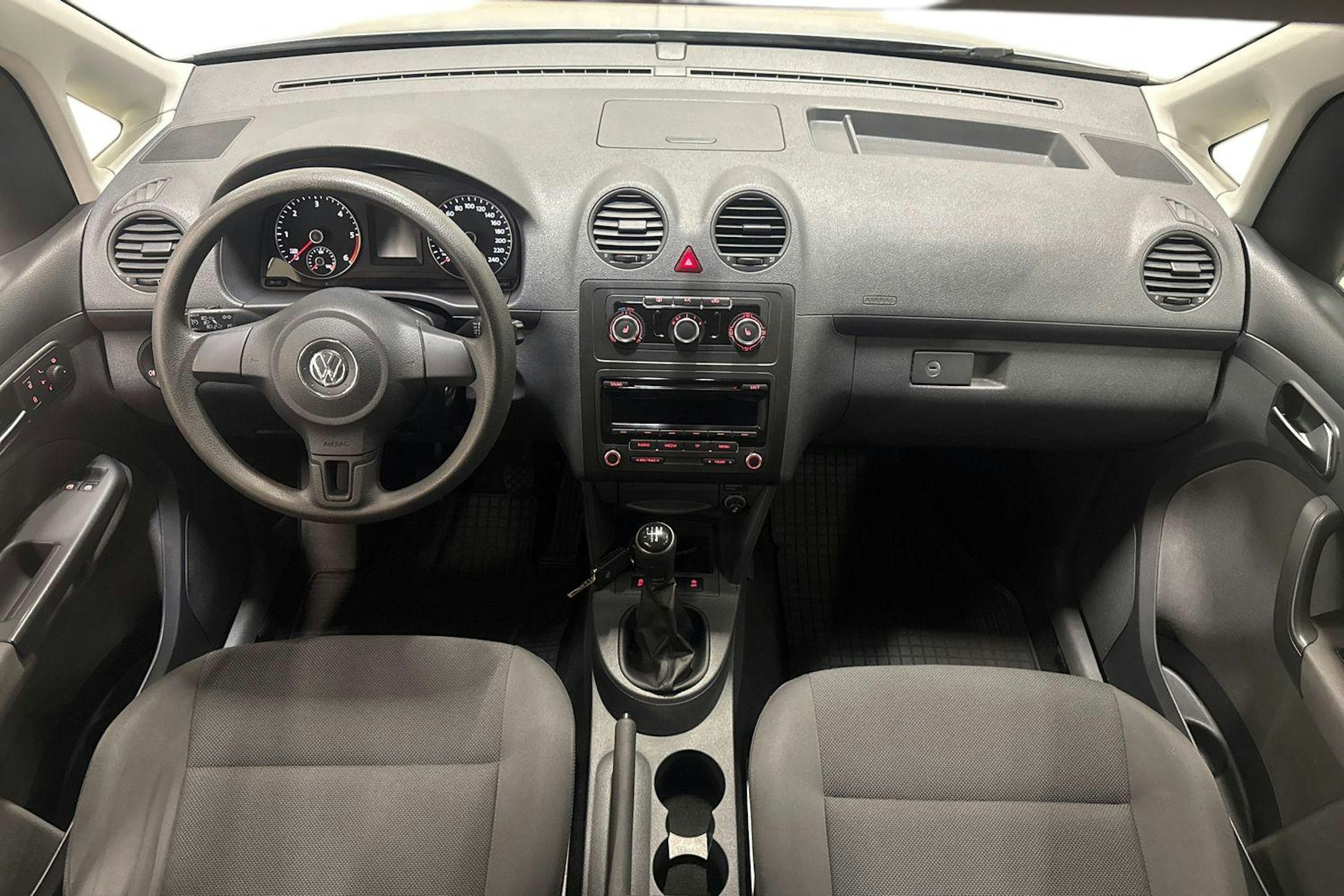 harmaa Volkswagen Caddy Maxi 2013 kuva 9.