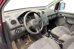 punainen Volkswagen Caddy Maxi 2012 kuva 3.