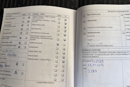 Ruskea (beige) Volkswagen Caddy Maxi 2012 kuva 27.