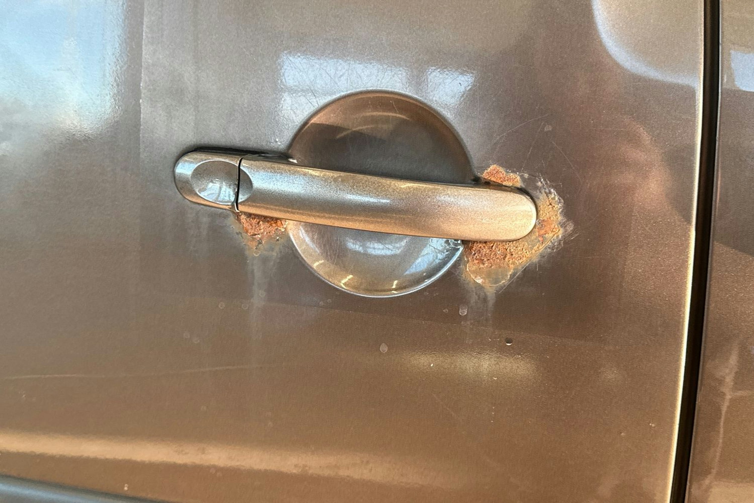 Ruskea (beige) Volkswagen Caddy Maxi 2012 kuva 33.