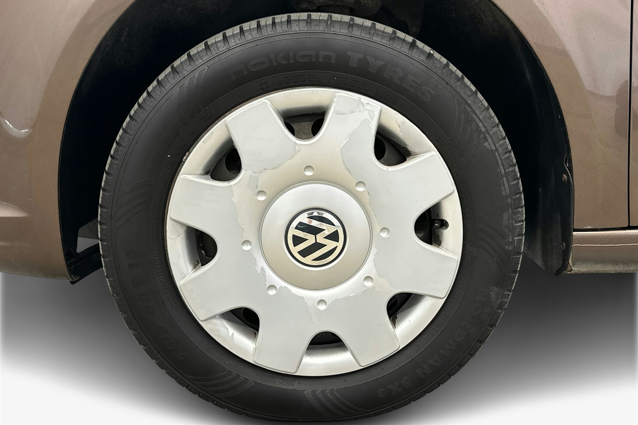 ruskea (beige) Volkswagen Caddy Maxi 2013 kuva 9.