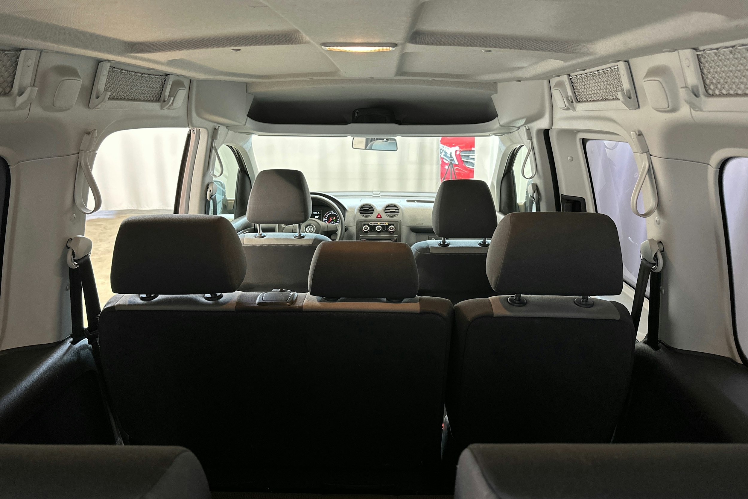 ruskea (beige) Volkswagen Caddy Maxi 2013 kuva 12.