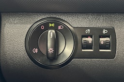 ruskea (beige) Volkswagen Caddy Maxi 2013 kuva 17.