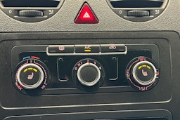 ruskea (beige) Volkswagen Caddy Maxi 2013 kuva 21.