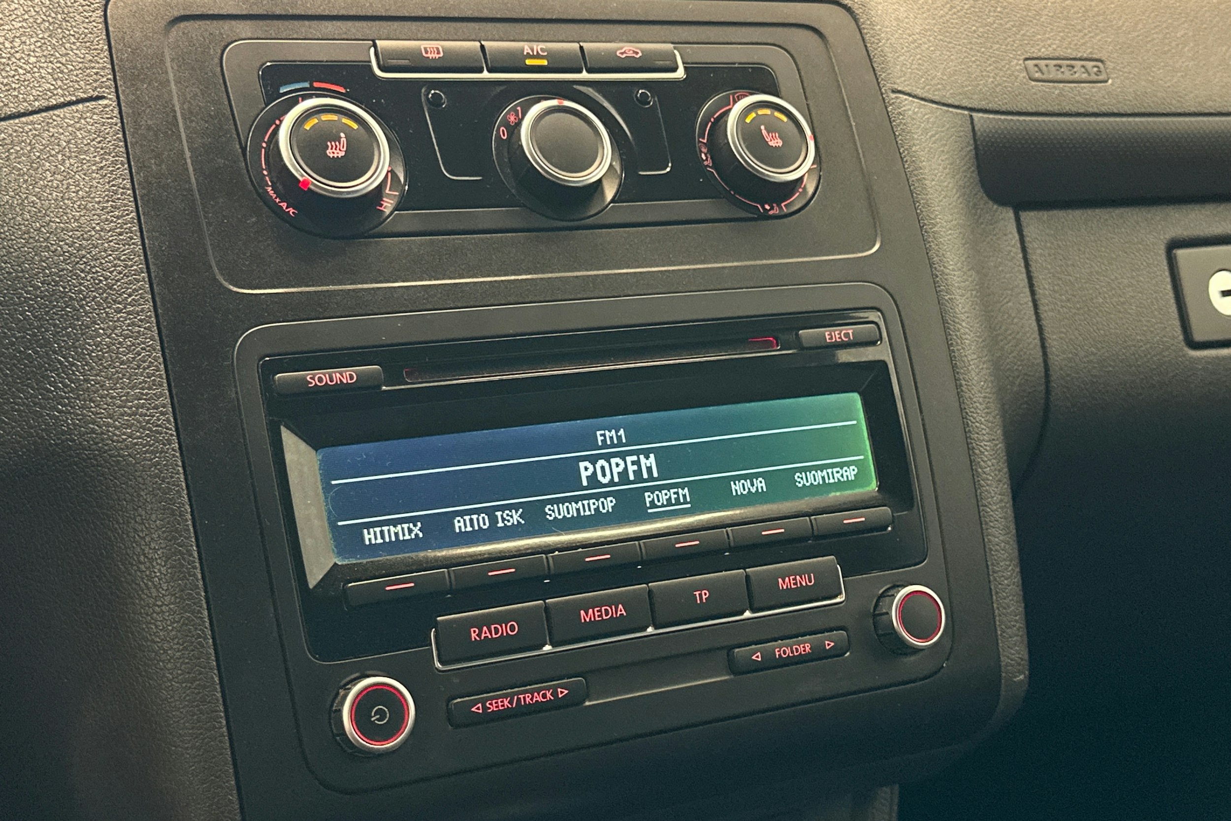 ruskea (beige) Volkswagen Caddy Maxi 2013 kuva 22.