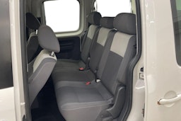 valkoinen Volkswagen Caddy Maxi 2013 kuva 10.