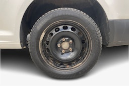 valkoinen Volkswagen Caddy Maxi 2013 kuva 11.