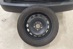 valkoinen Volkswagen Caddy Maxi 2013 kuva 13.