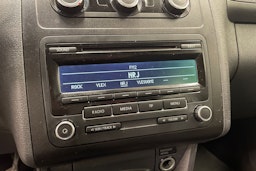 valkoinen Volkswagen Caddy Maxi 2013 kuva 20.