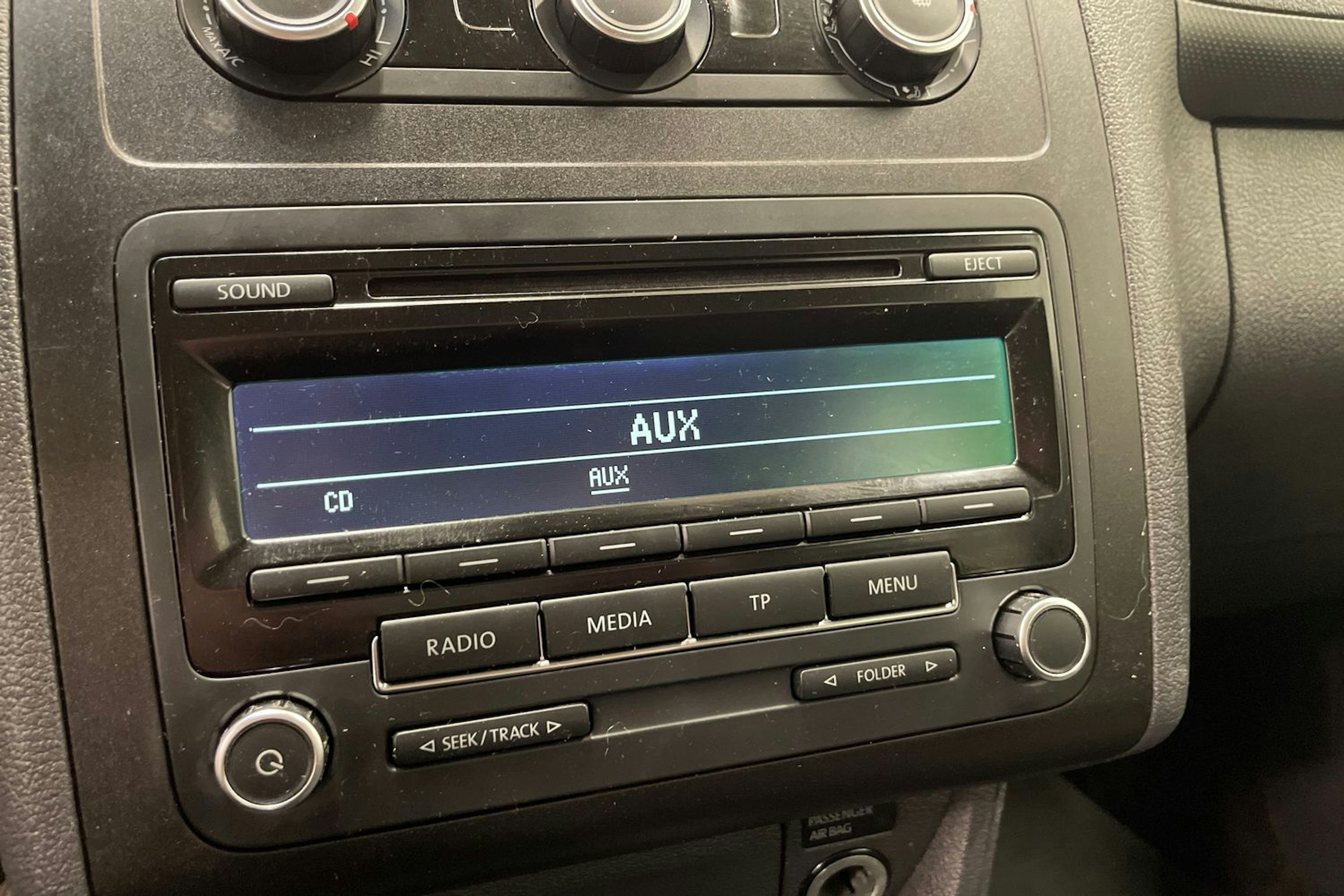 valkoinen Volkswagen Caddy Maxi 2013 kuva 21.