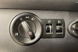 valkoinen Volkswagen Caddy Maxi 2013 kuva 24.