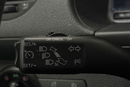 valkoinen Volkswagen Caddy Maxi 2013 kuva 16.