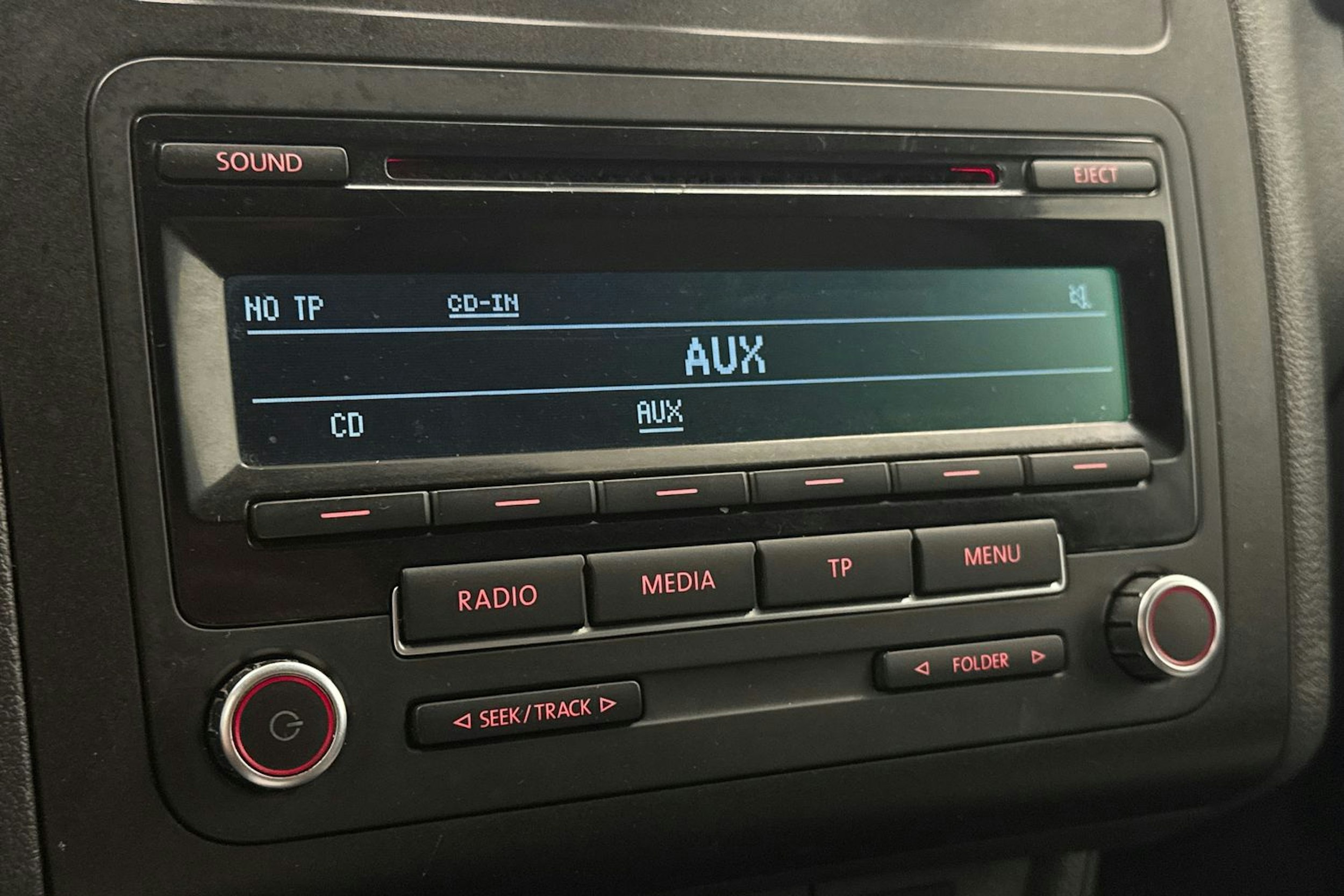 valkoinen Volkswagen Caddy Maxi 2013 kuva 21.