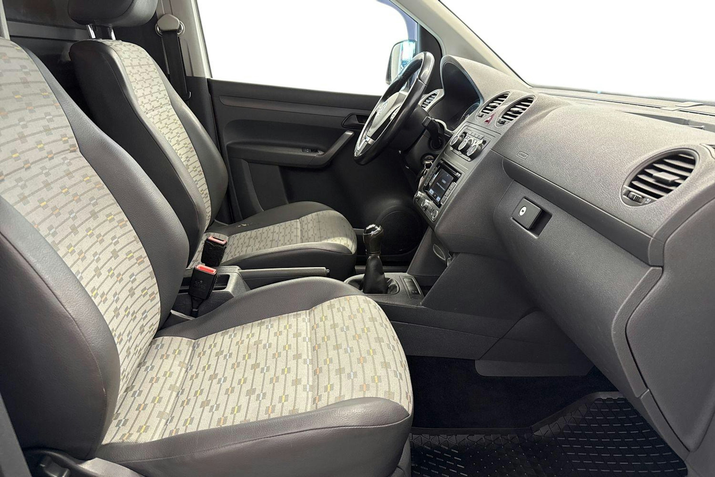 valkoinen Volkswagen Caddy Maxi 2014 kuva 9.