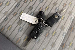 valkoinen Volkswagen Caddy Maxi 2014 kuva 25.