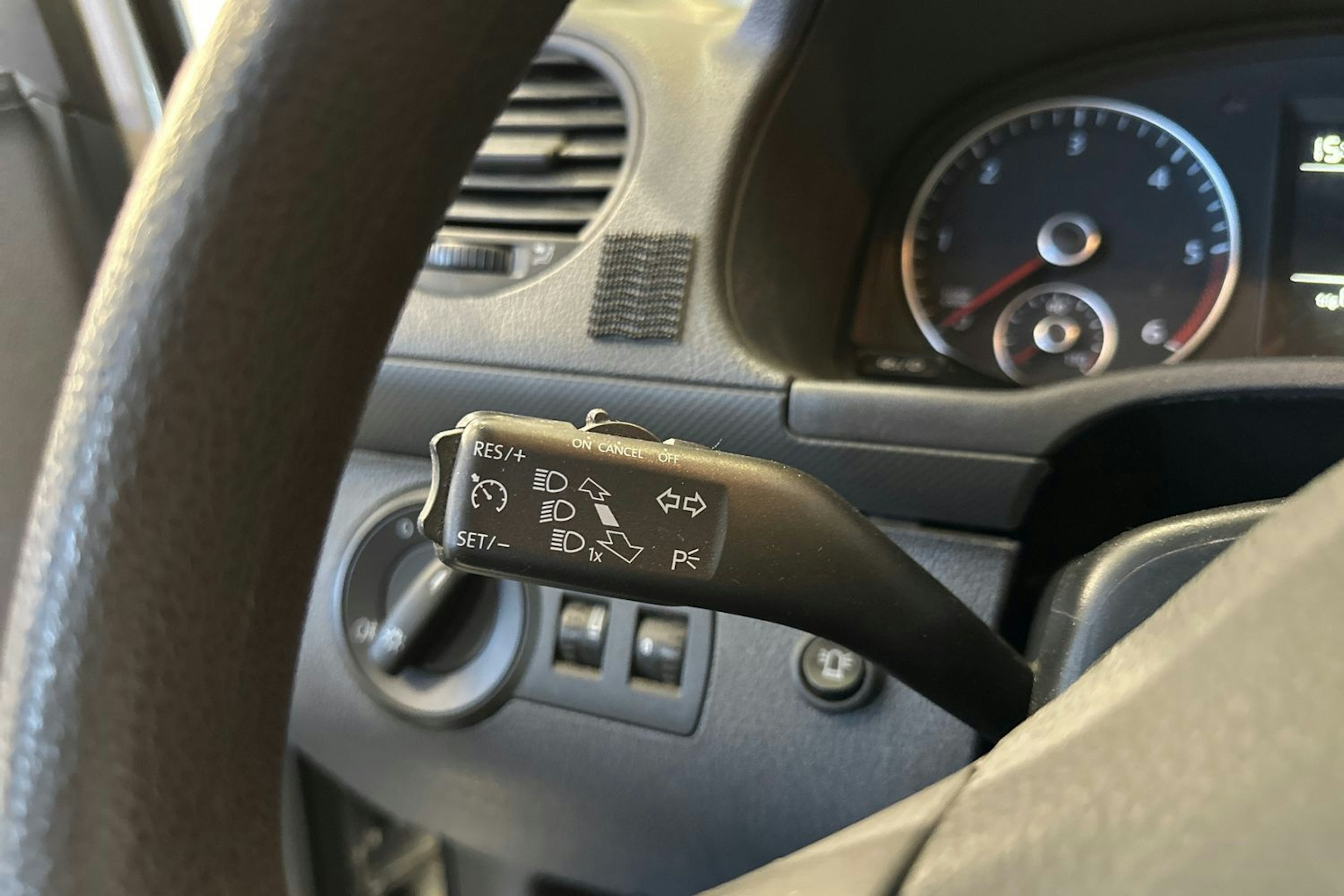 hopea Volkswagen Caddy Maxi 2014 kuva 12.