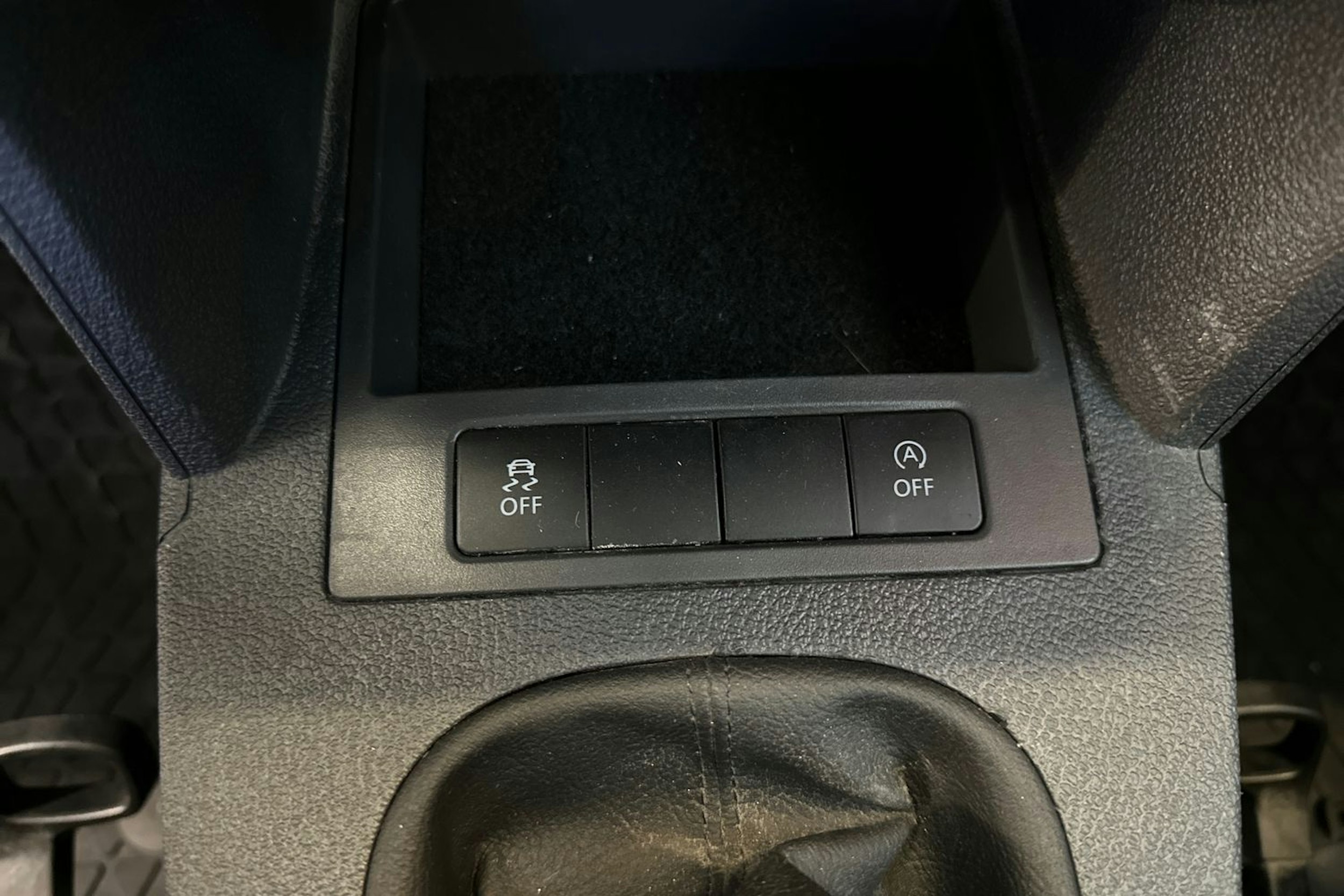 hopea Volkswagen Caddy Maxi 2014 kuva 14.