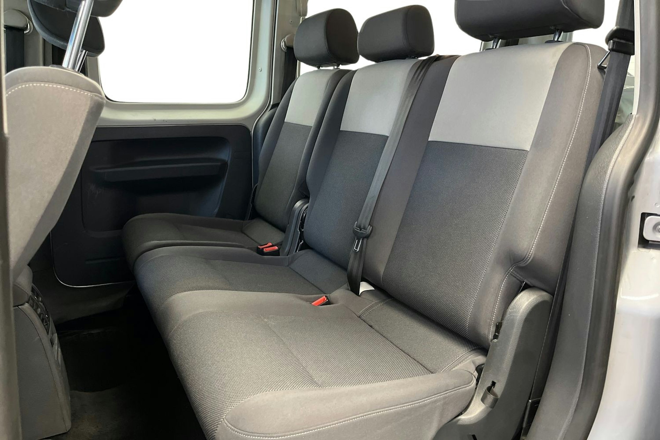 Hopea Volkswagen Caddy Maxi 2014 kuva 11.
