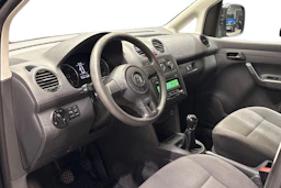 Musta Volkswagen Caddy Maxi 2014 kuva 8.
