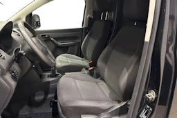 Musta Volkswagen Caddy Maxi 2014 kuva 11.