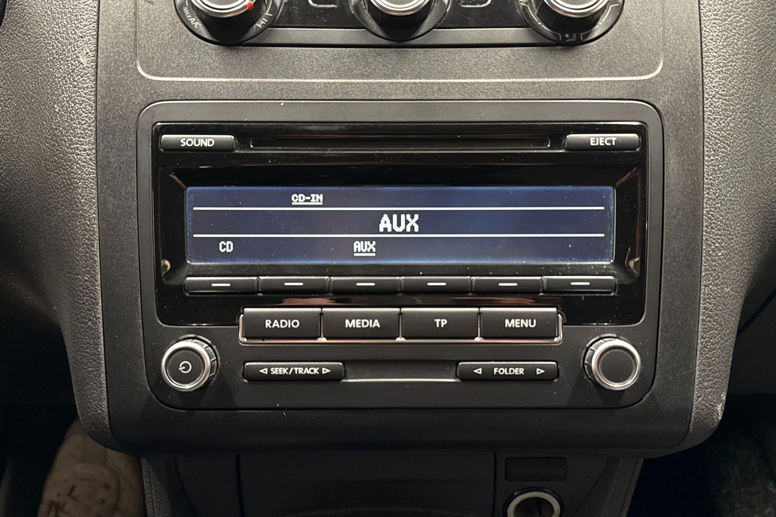 Musta Volkswagen Caddy Maxi 2014 kuva 21.